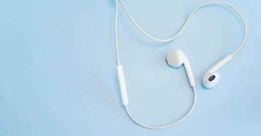 Auriculares con cable: la vuelta del clásico que nunca se fue