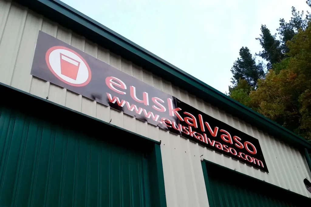 Euskalvaso – Vinilo / Rotulación Nave